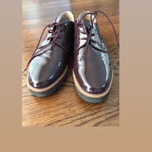 Franco Sorto Maroon Tie loafers
